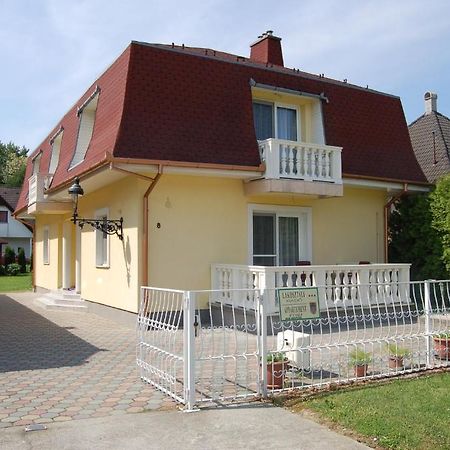 Apartmanház Cédrus 8. Zalakaros Habitación foto