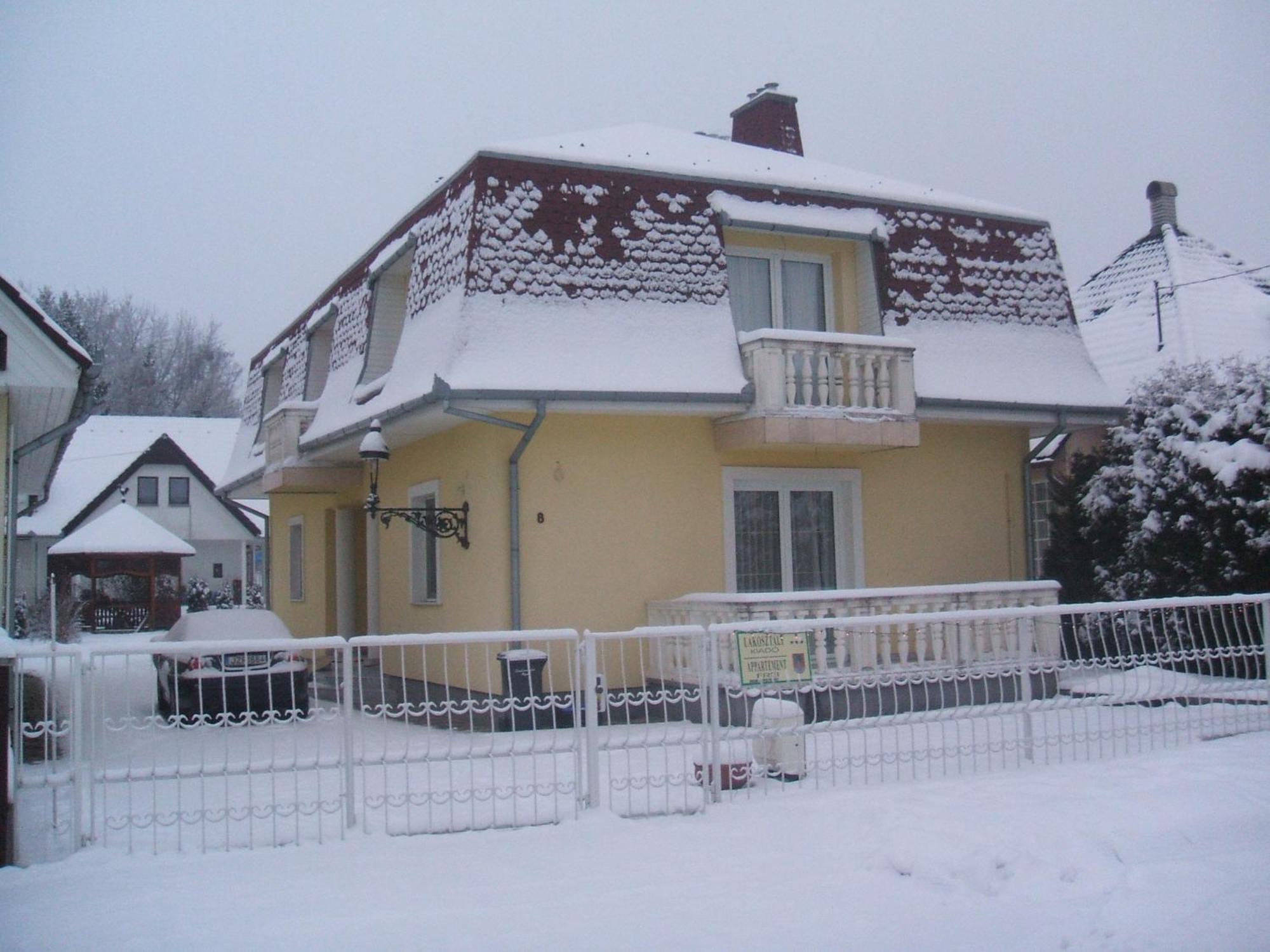 Apartmanház Cédrus 8. Zalakaros Exterior foto